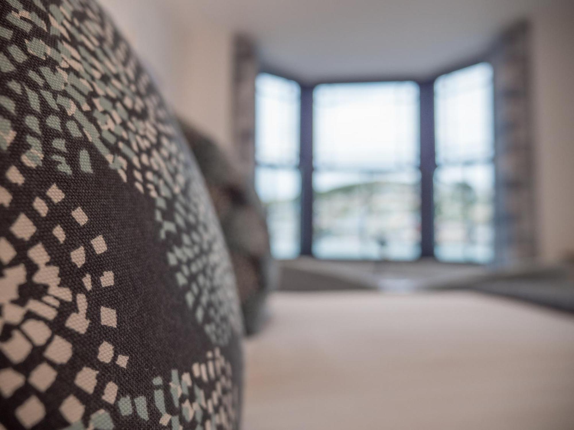Waterfront House Bed & Breakfast 5*